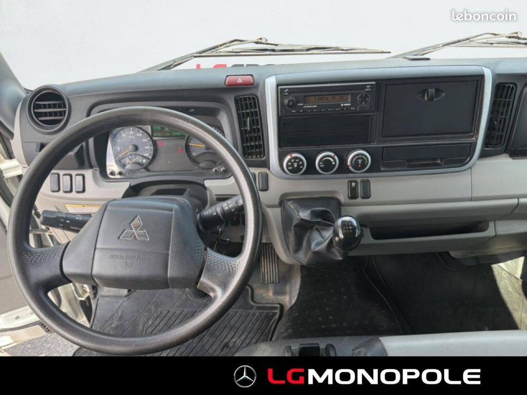 Fuso Canter CCb 3S13 Empattement 28 (image 9)