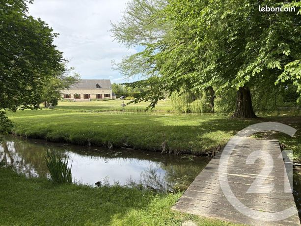 Maison 5 pièces 296 m²