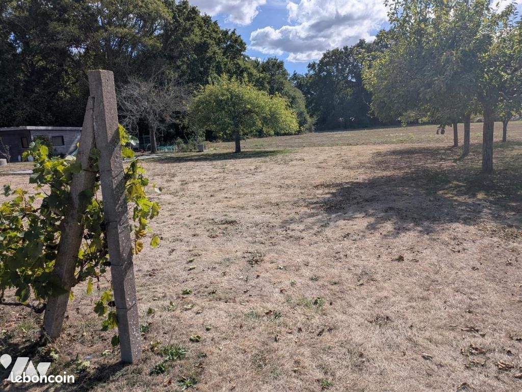 Terrain 1050 m² · à Crossac · 1 050 m² · 89 300 €