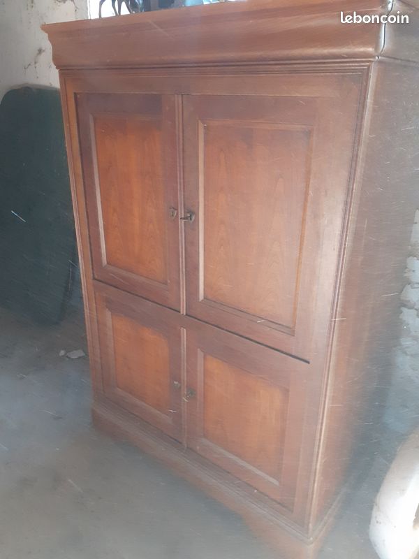 Meuble ancien en bois (image 2)