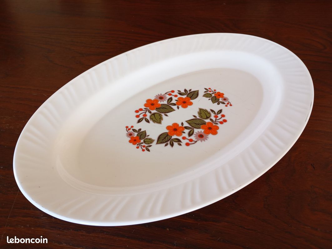 Plat à four ARCOPAL vintage Flore fleurs oranges • EUR 14,50
