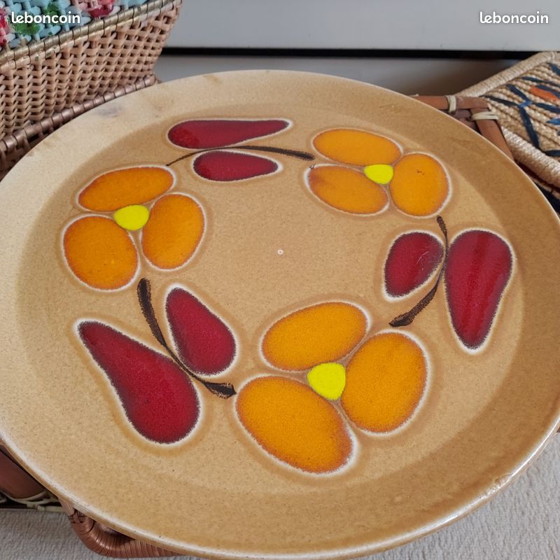 Plat à tarte aux cerises en céramique des années 1950 avec