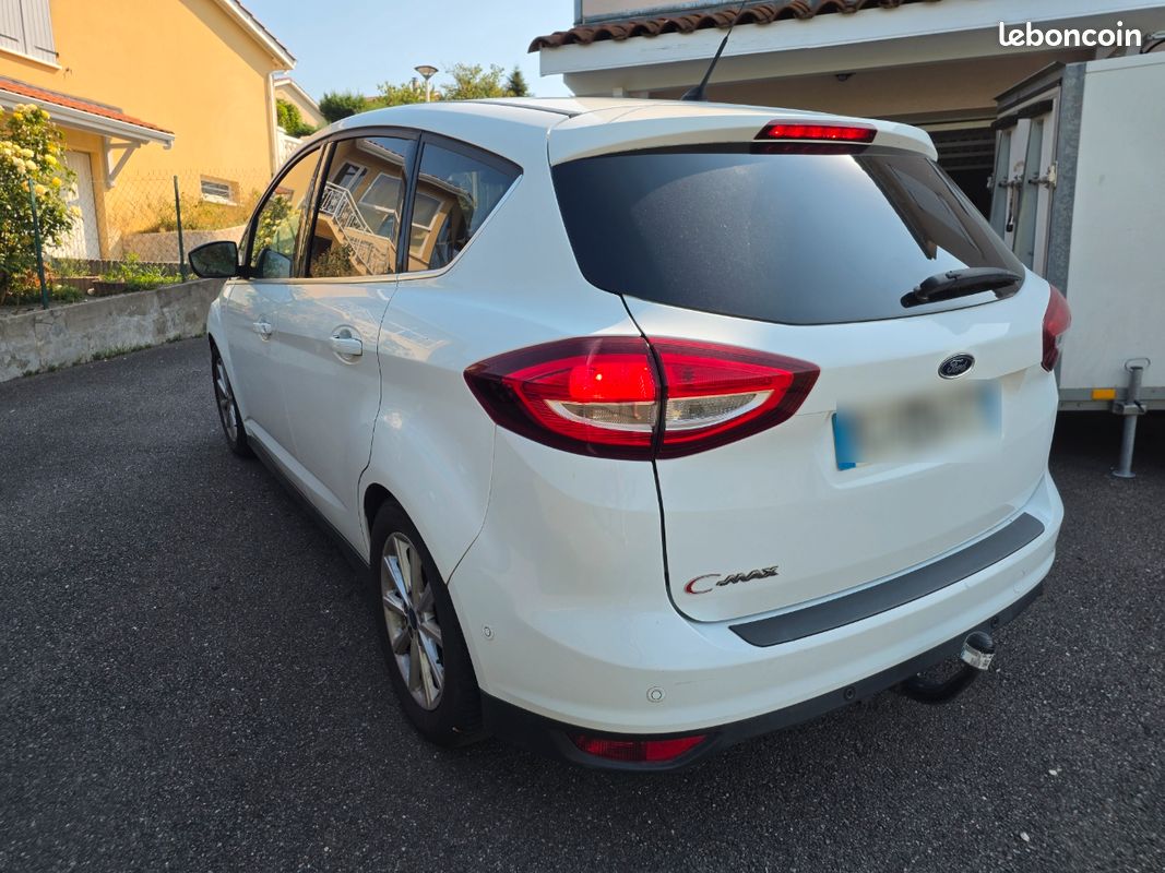 Ford C-Max Titanium Diesel – 2017 – 129 000 km – Très bien équipée – 9 490 (image 2)