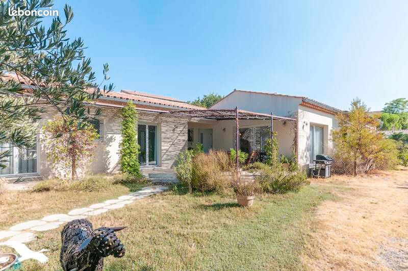 Maison 6 pièces 152 m² · à Montpeyroux · 152 m² · 530 400 €