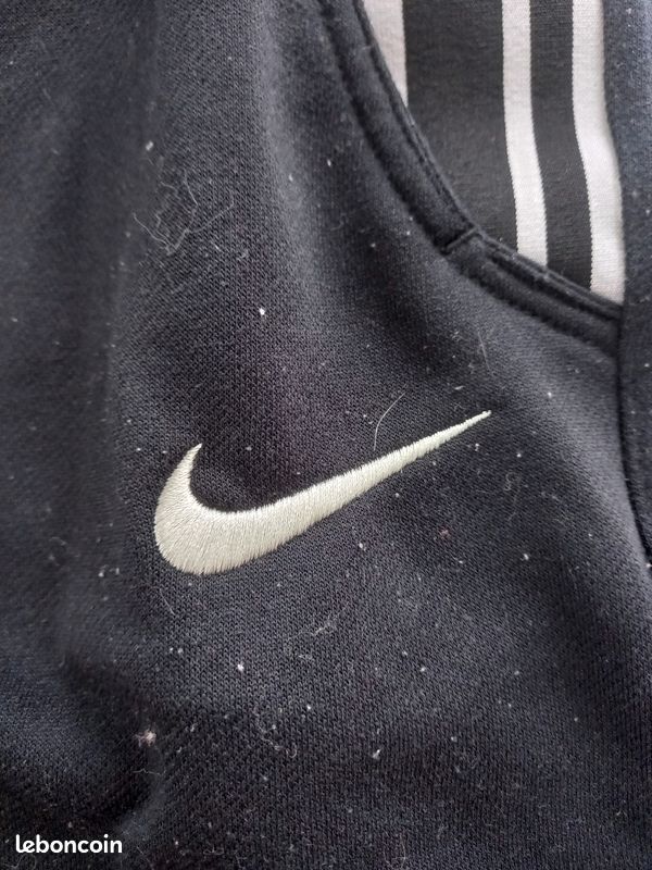 Jogging Nike 10 ans taille M junior Vêtements