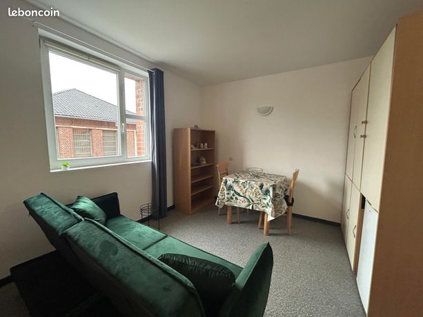 Studio 1 pièce 25 m²