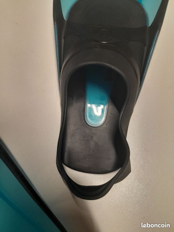 Paire de palmes pointure 32 / 33 (image 6)