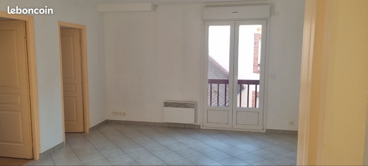 Appartement 2 pièces 45 m² · à Crépy-en-Valois · 45 m² · 700 €/mois