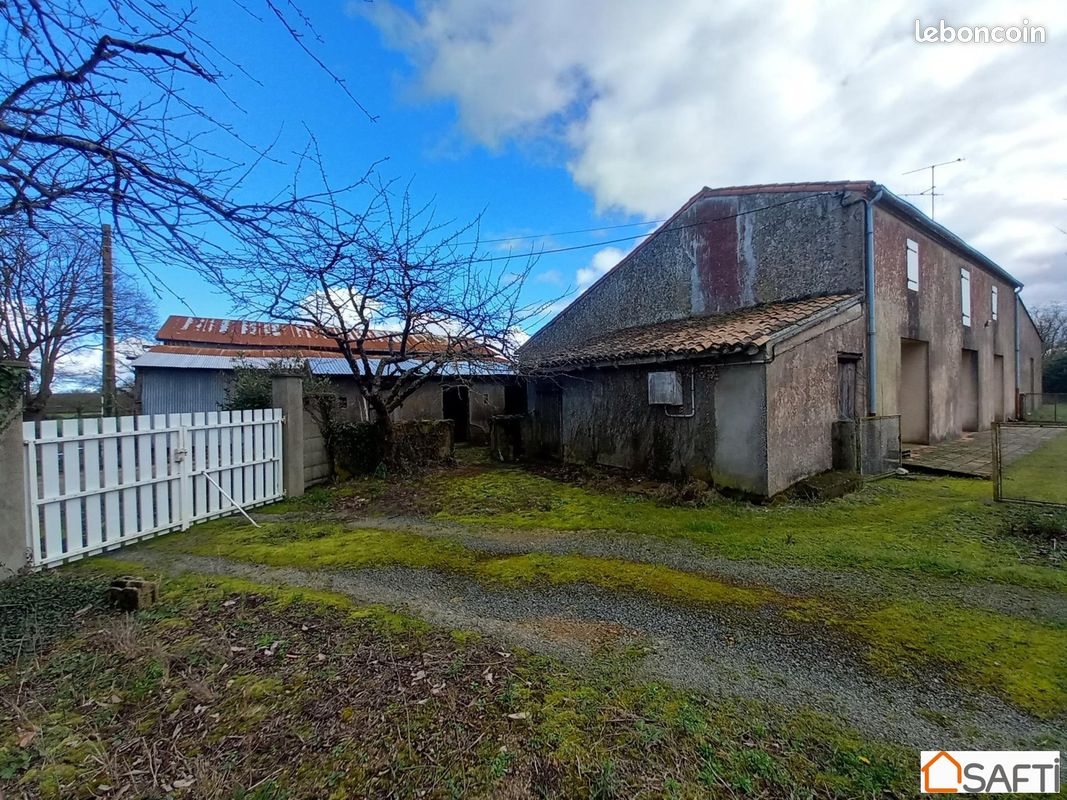 Maison 6 pièces 118 m² - Bressuire 79300 (image 2)