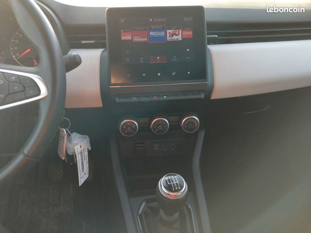 Renault Clio 1.5 dCi 100 CH Evolution, TBEG, GPS, TAB, J.Alu, ... ( 1er Main, TVA ) Reprise Possible (image 8)