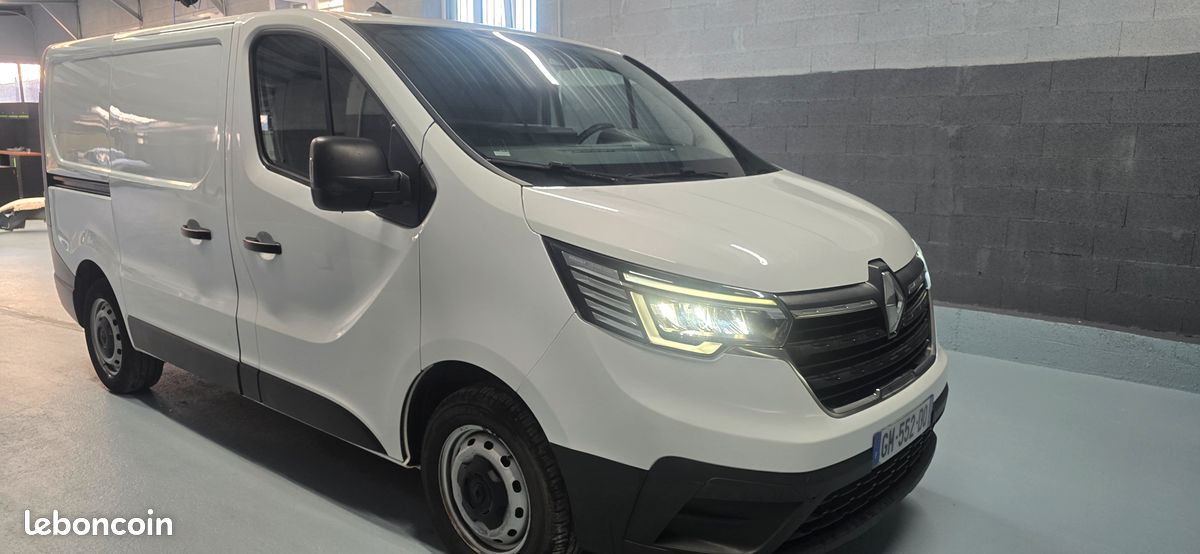Renault trafic l1h1 blue dci 110 confort (image 2)