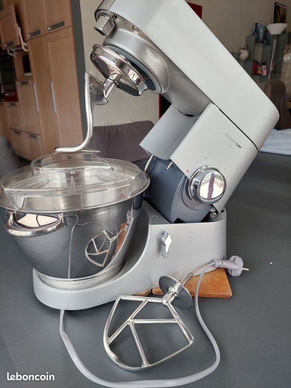 Robot KENWOOD Chef KM001 (image 1)