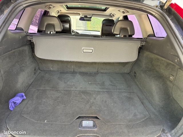 Volvo XC60 D5 AWD 215CH XENIUM GEARTRONIC (image 13)