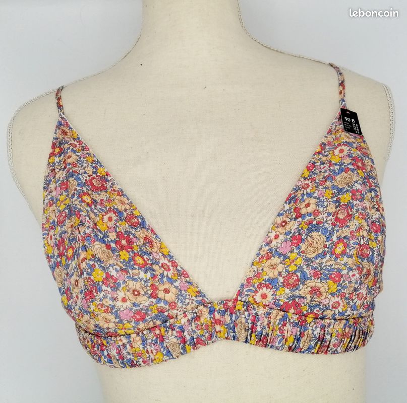 ETAM Soutien gorge MOTIFS fleurs COULEUR rose/ jaune bleu TAILLE