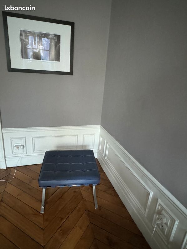 Véritable Knoll International Tabouret Barcelona par Mies van der Rohe 1 500 (image 3)