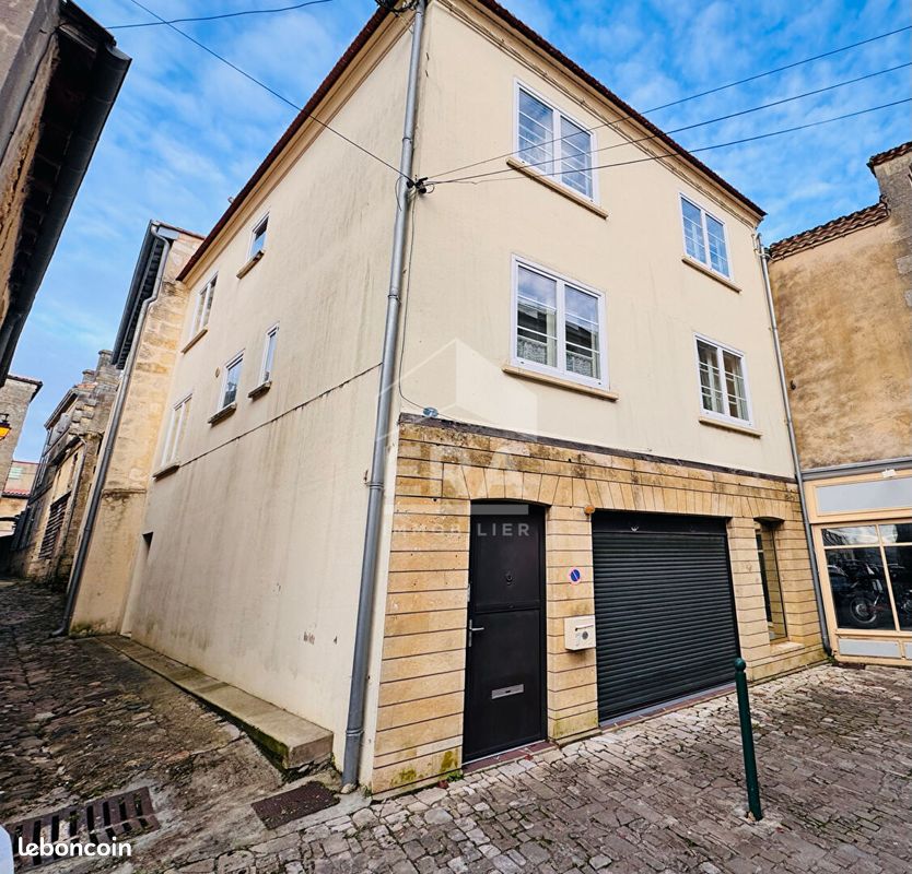 Maison 5 pièces 142 m² · à Bourg · 142 m² · 227 000 €