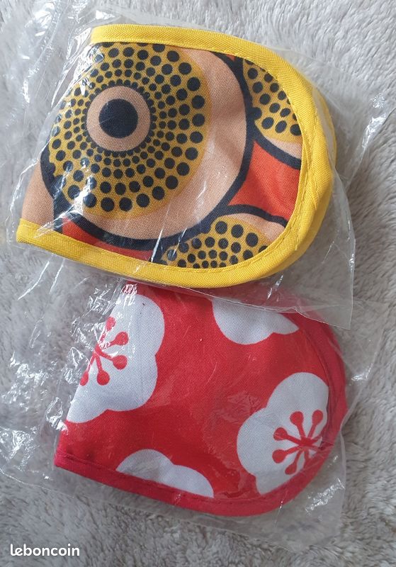 Lot de 2 masques de nuit neufs (image 1)