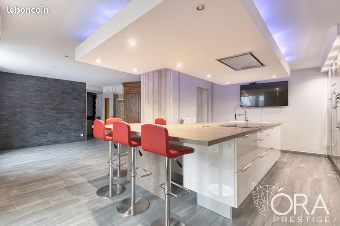 Maison 8 pièces 189 m²