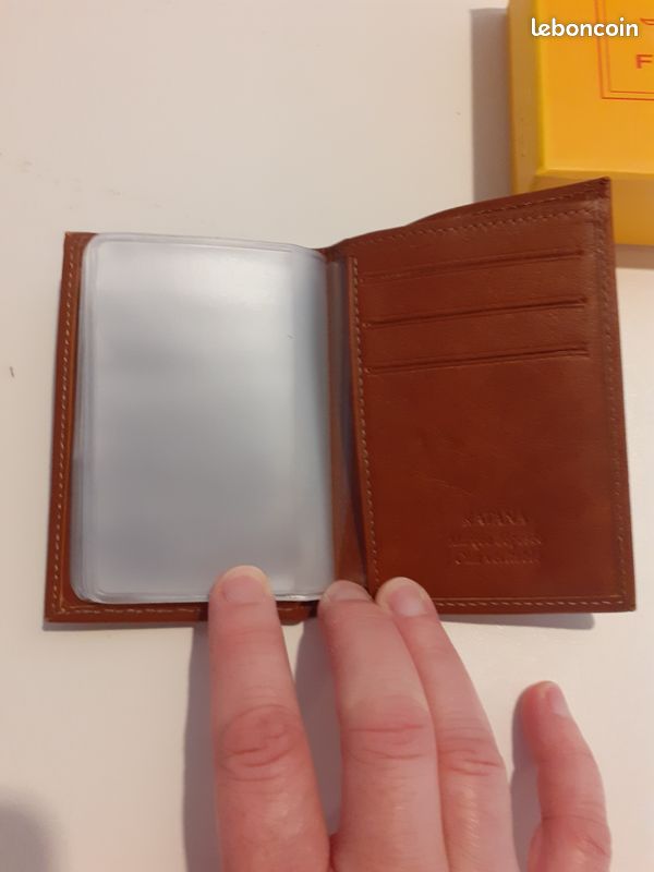 Porte carte en cuir (image 3)