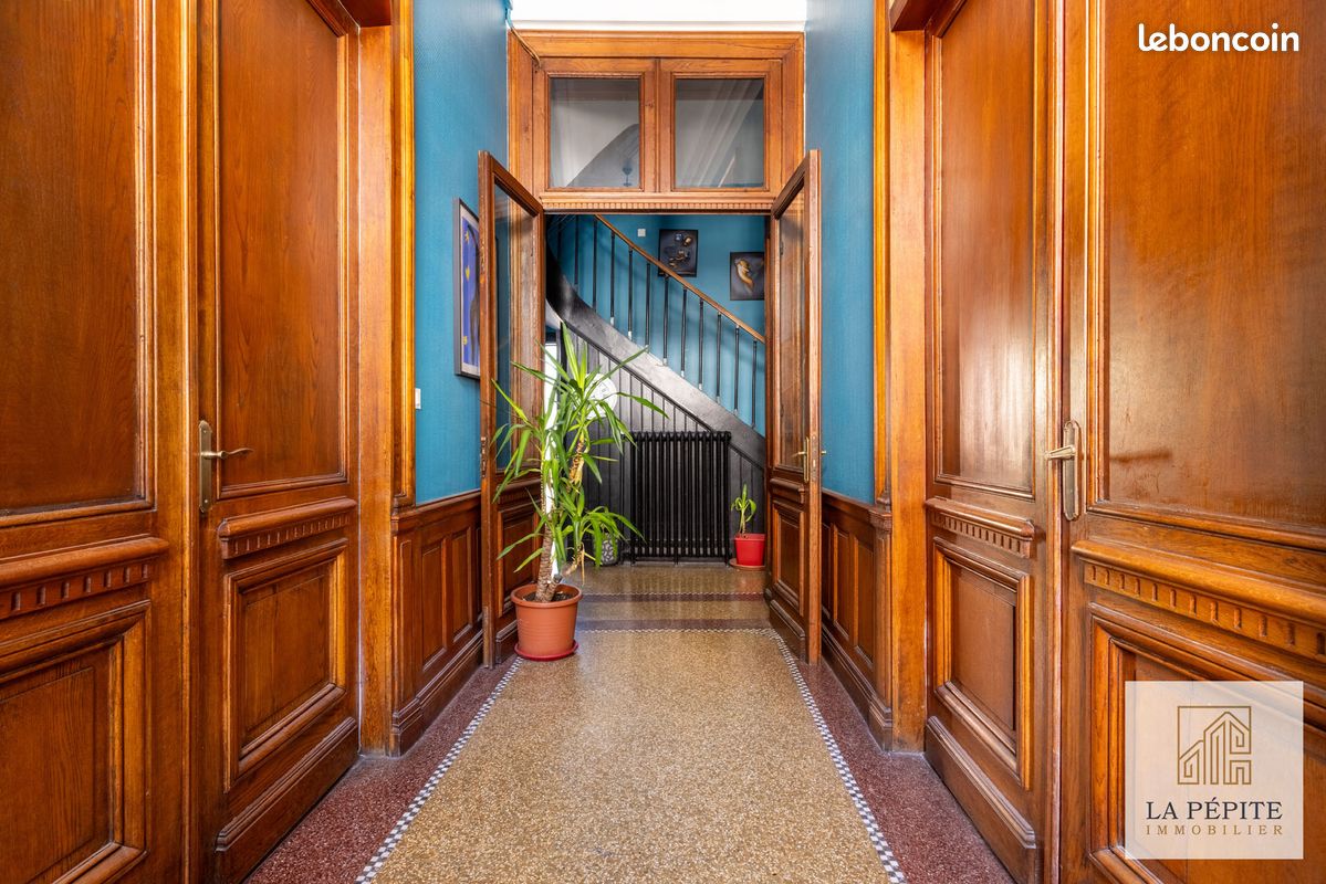 Maison 6 pièces 250 m² · à Douai · 250 m² · 307 000 €