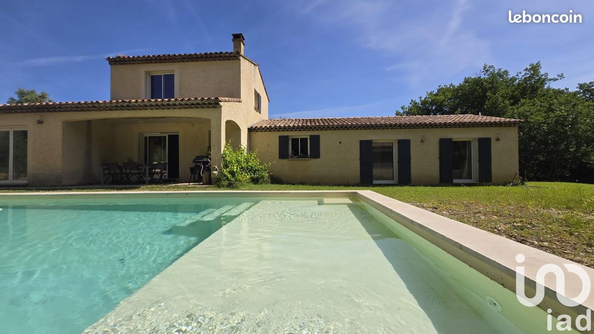Maison 5 pièces 161 m² · à Mirabeau · 161 m² · 565 000 €