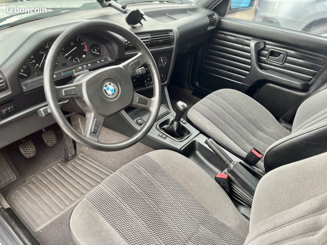 BMW Série 3 1.8 318i 115ch 2nd Main/ Entretien fait pour la vente/ 48 000klm (image 3)
