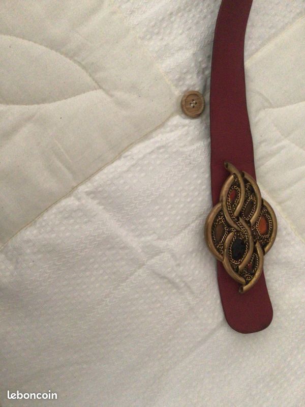 Vêtements et accessoires (image 1)