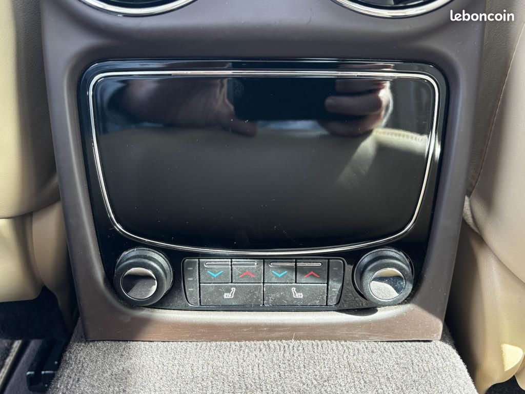 JAGUAR XJ Courte - 3.0 D V6 - 275ch - BVA 8 - Luxe Premium Phase 1 - Garantie 12 mois (image 30)