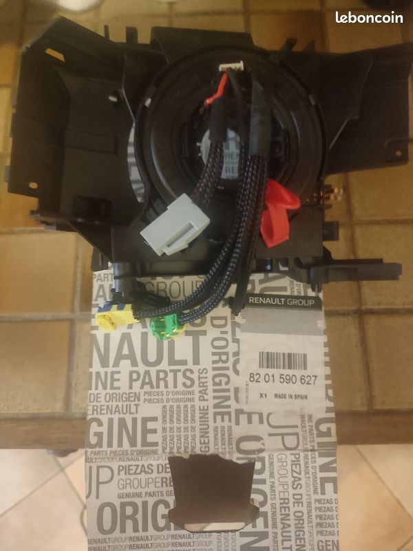 Contacteur tournant Renault NEUF ORIGINE – 8201590627 (image 1)