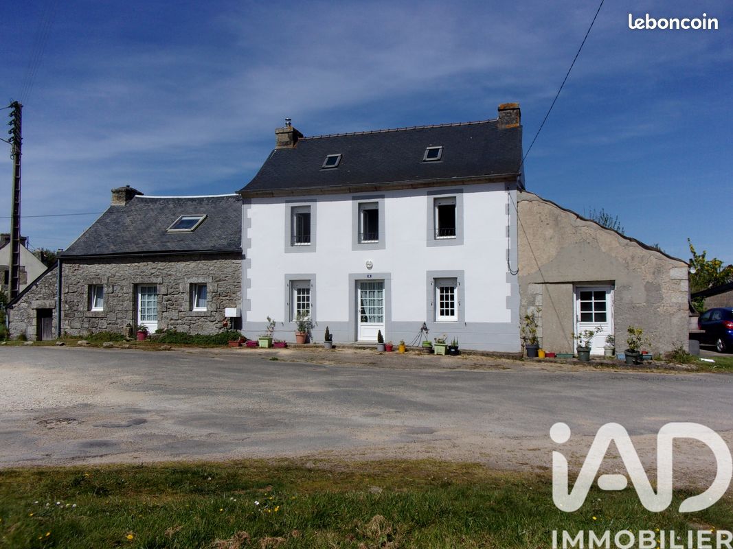 Maison 6 pièces 125 m² · à Huelgoat · 125 m² · 164 500 €