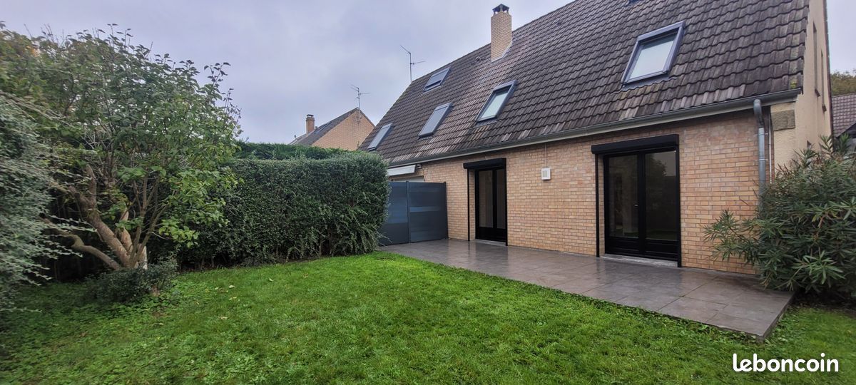 Maison 4 pièces 97 m² · à Wasquehal · 97,3 m² · 1 420 €/mois