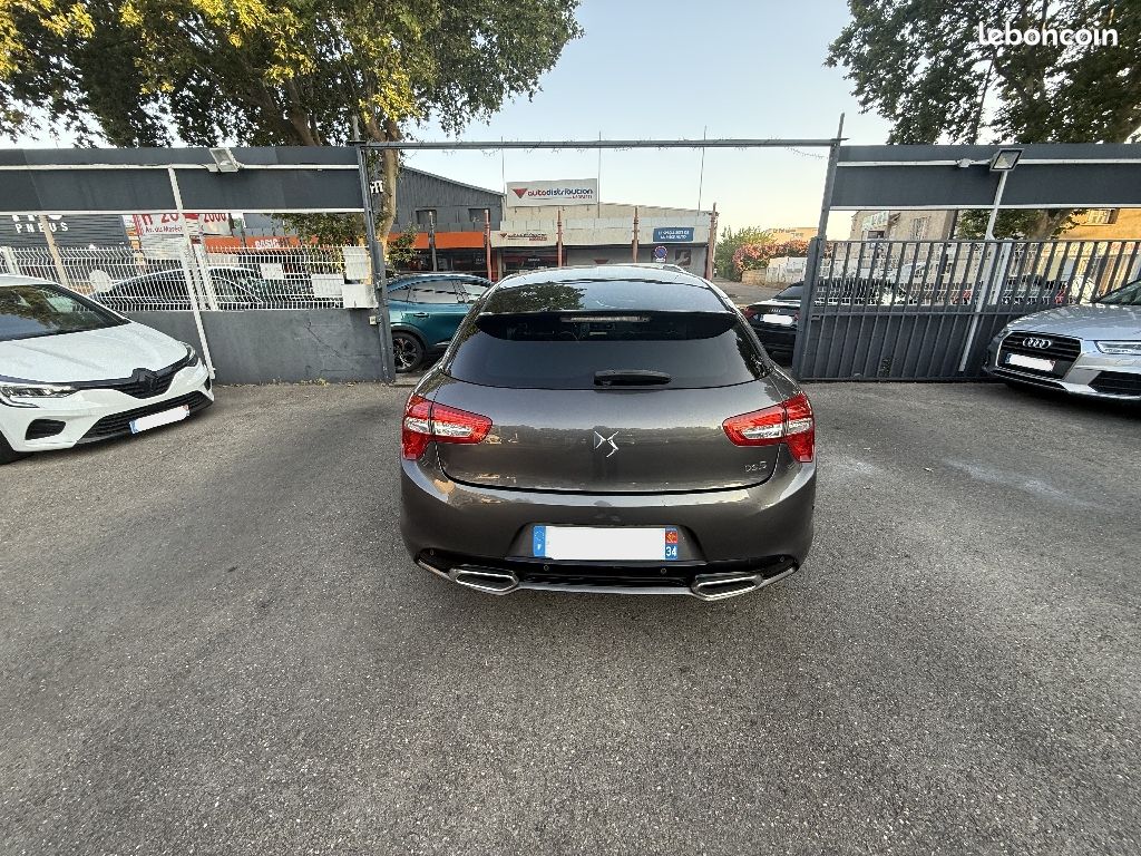 DS 5 BlueHDi 180 SetS EAT6 Sport Chic (image 5)