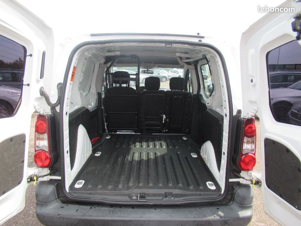 Citroën Berlingo CABINE 1.6HDI 100ch CONFORT (image 8)