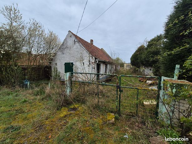 Terrain 596 m² COUTICHES