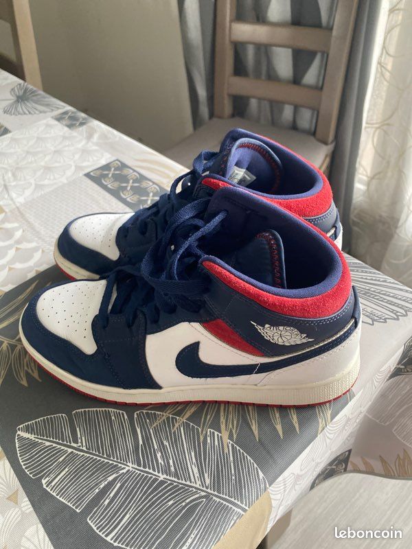 Baskets Nike Jordan taille 38,5 très bonne état Chaussures