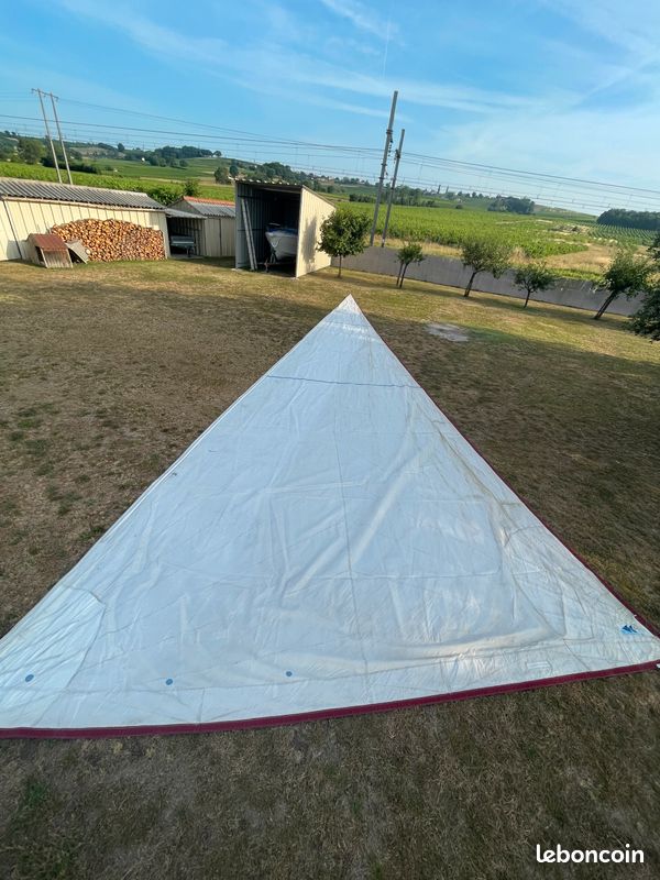 Voile de bateau (image 1)
