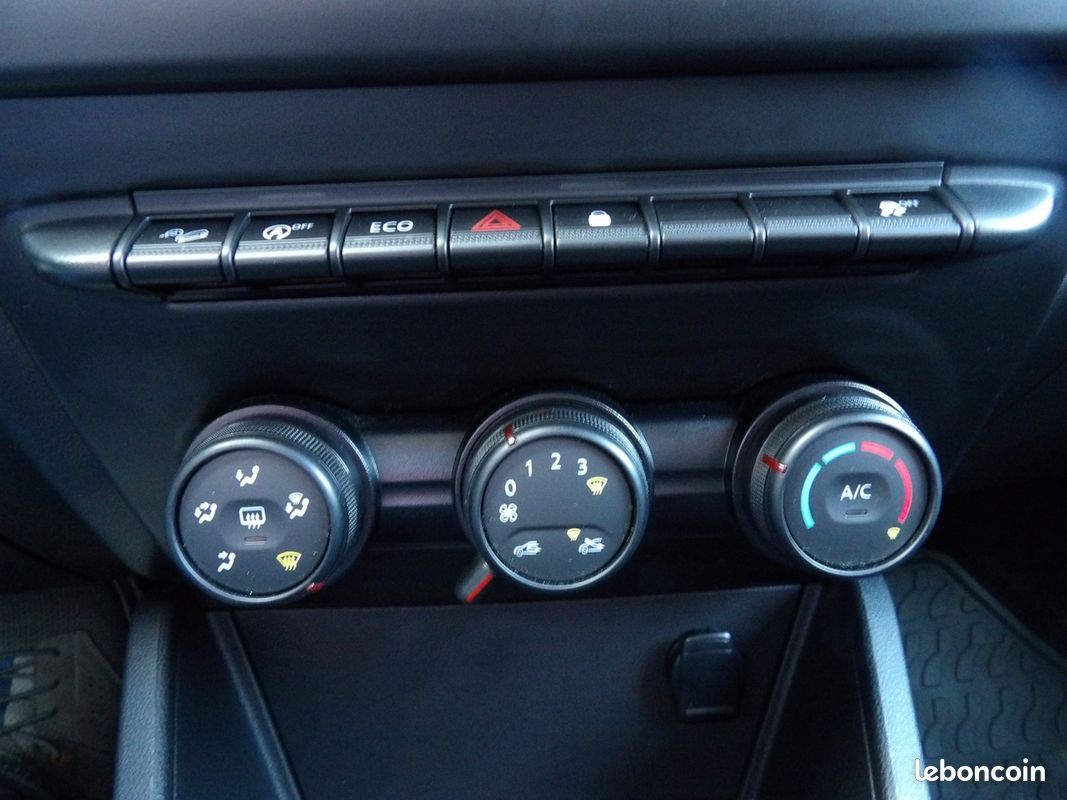 Dacia DUSTER 1.5 BLUE DCI 115CH ESSENTIEL 4X4 (image 5)