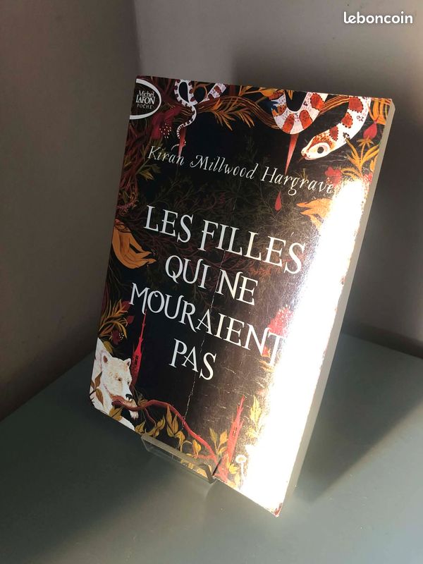 Livre "Les filles qui ne mouraient pas" de Kiran Millwood Hargrave (image 4)