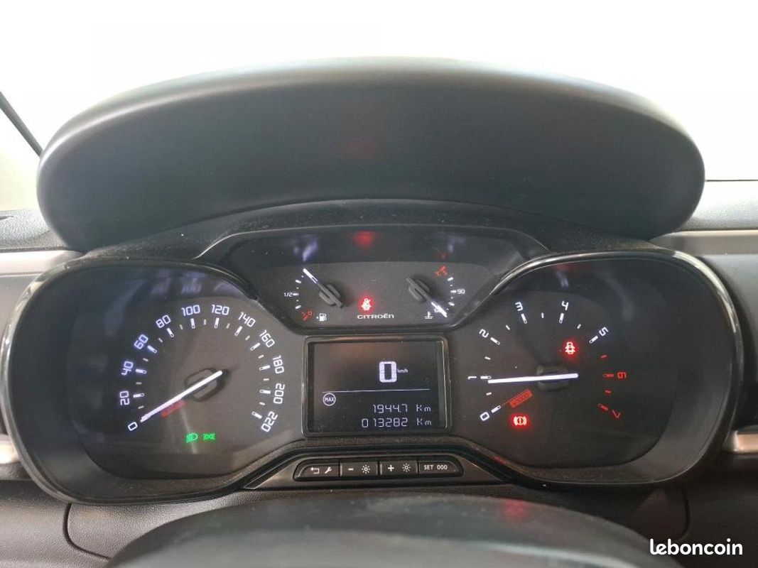 CITROEN C3 1.2 12V - 83 S&S Plus PHASE 2 (image 6)