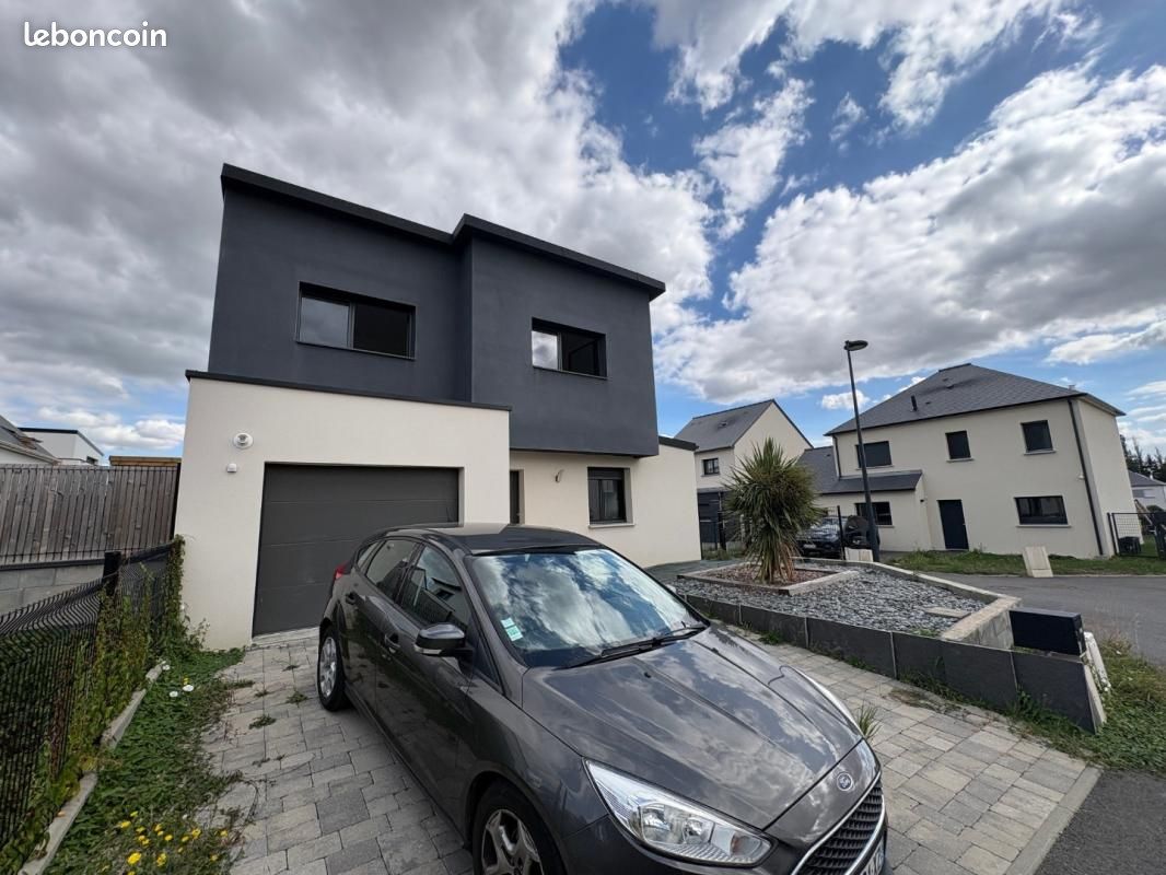 Maison 6 pièces 138 m² · à Servon-sur-Vilaine · 138 m² · 1 200 €/mois