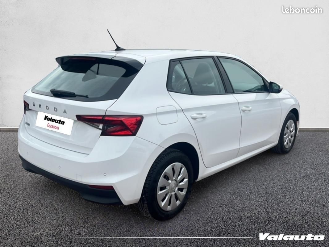 Skoda Fabia ACTIVE 1.0 MPI 80CH BVM5 (image 2)
