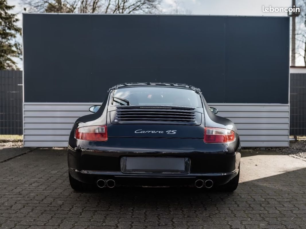 Porsche 911 Carrera 4S 3.8 i 355 ch Tiptronic Gris Atlas + Cuir Bleu métropole + Sport Chrono + Pack Carbon (image 8)