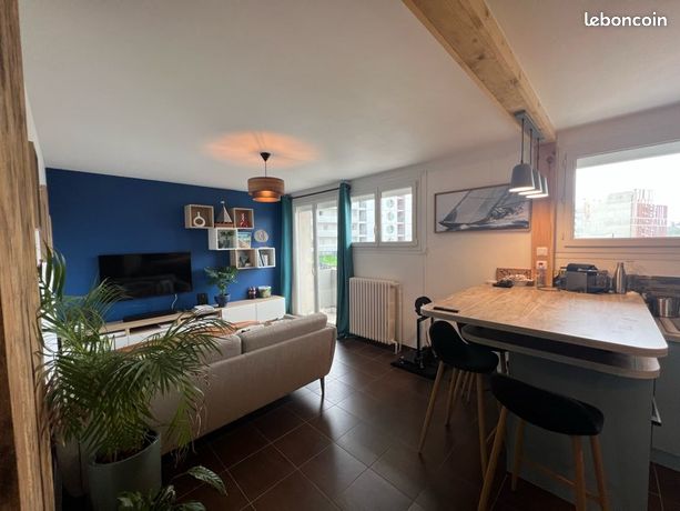 Appartement T3 secteur les Halles de la cartoucherie — 1