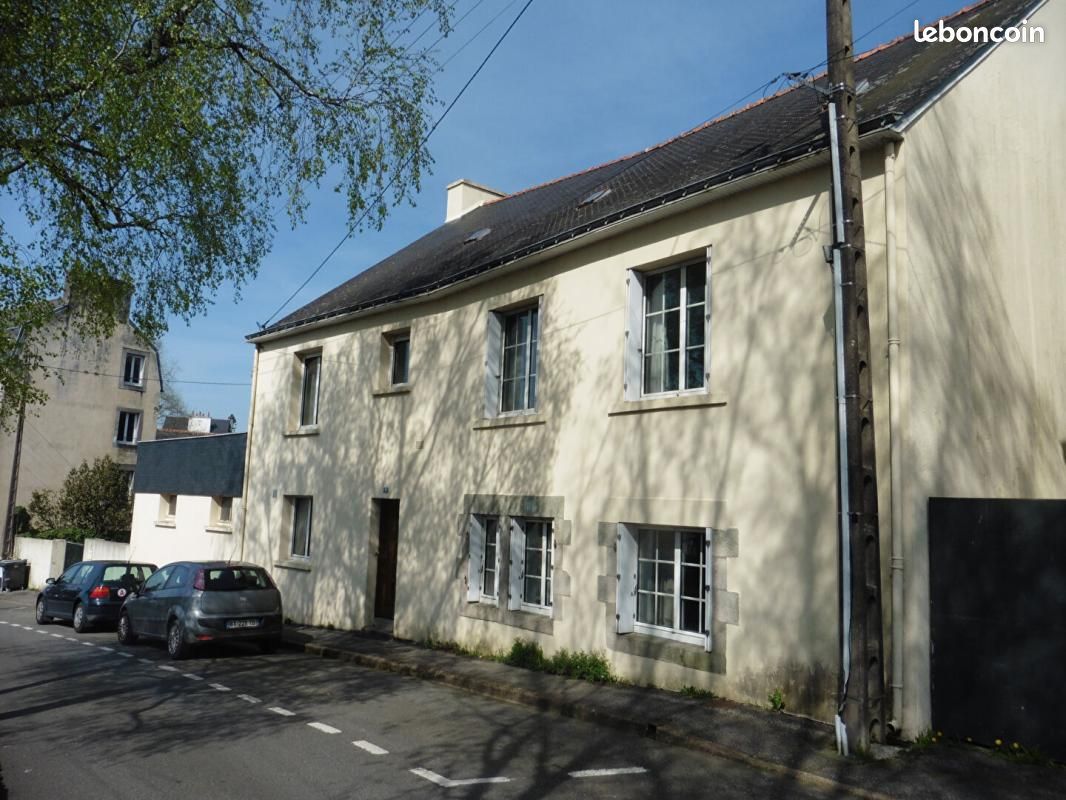 Maison 9 pièces 206 m² (image 1)