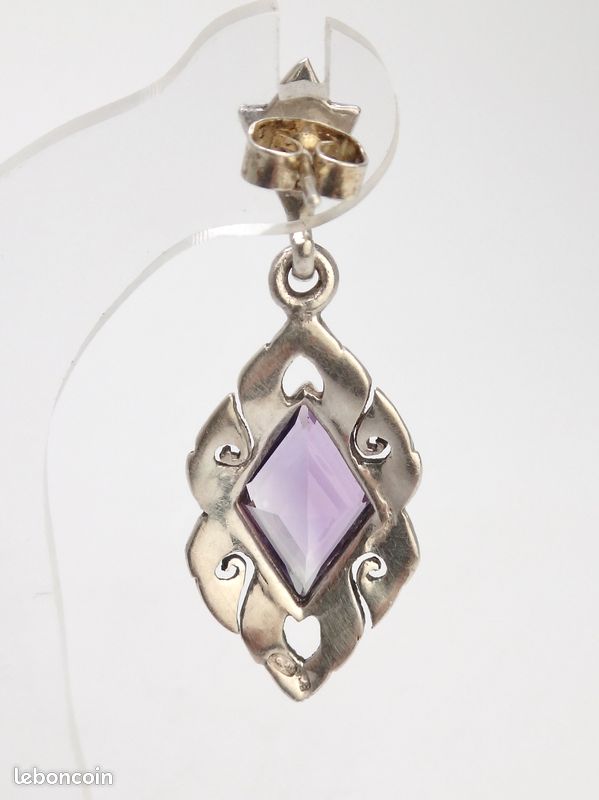 Pendentif Rond En Or Jaune, Entourage De Demi-perles, Guirlande Fleurie Et Perle Centrale Des Manques