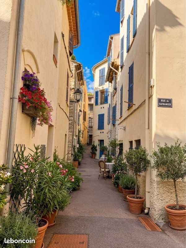 Appartement 2 pièces 32 m² · à Antibes · 31,6 m² · 164 900 €