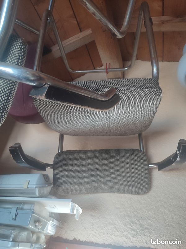 Chaises année 70 (image 5)