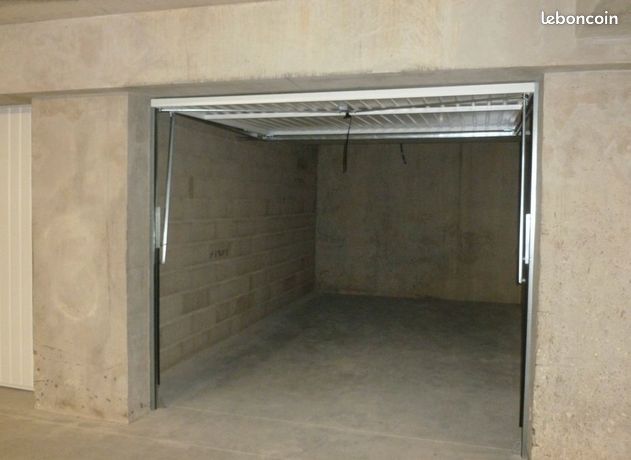 Box garage à louer - Trilport (77470) - Résidence sécurisée proche gare