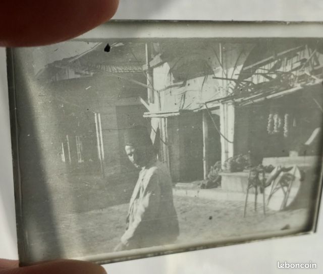 ENSEMBLE DE 14 PLAQUES DE VERRE 6X4,5 cm TONS CHAUDS GUILLEMINOT