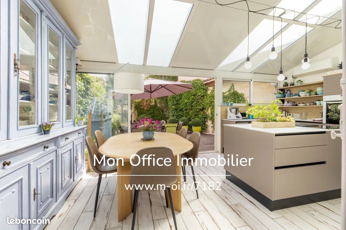 Appartement 5 pièces 115 m² · à Aix-en-Provence · 115 m² · 990 000 €